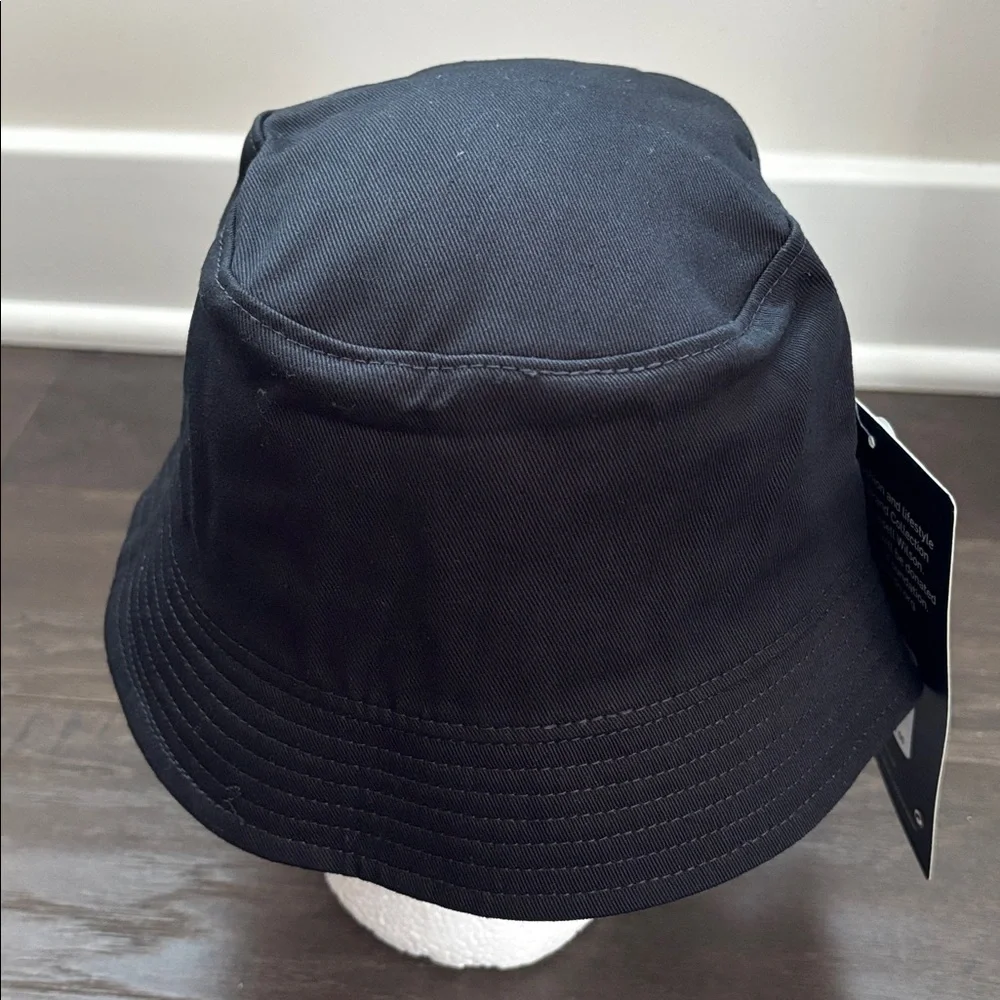 Nike Youth Bucket Hat,Sun protection,neon green Swoosh logo, 3 Brand,vent,canvas